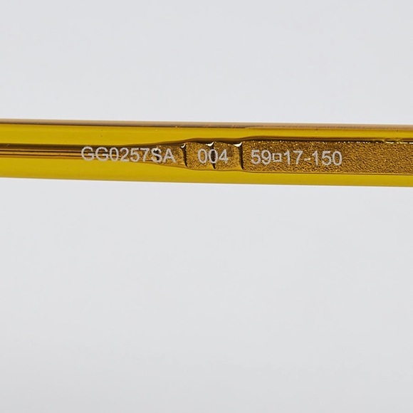 GUCCI
Yellow Transparent Acetate Frame Sunglasses - Picture 4 of 6